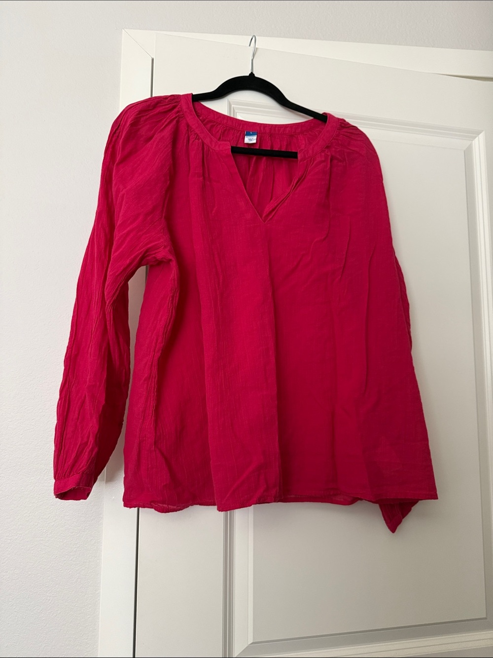 Old Navy Women's Pink V-Neck Long Sleeve Blouse